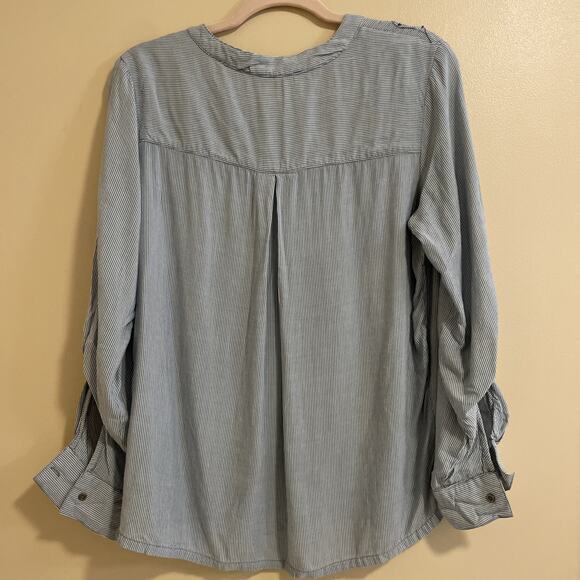 Women’s Bandolino Trinity Roll Tab Long Sleeve Top MOODY BLUE Women's Sz Medium - Picture 8 of 8